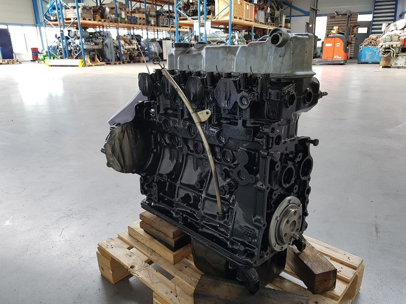 Mitsubishi 4D31 LONG-BLOCK - Construction machinery: picture 4 Mitsubishi 4D31 LONG-BLOCK - Construction machinery: picture 4