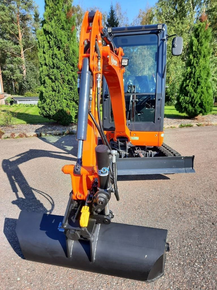 Kubota KX016-4 - Mini excavator: picture 3 Kubota KX016-4 - Mini excavator: picture 3