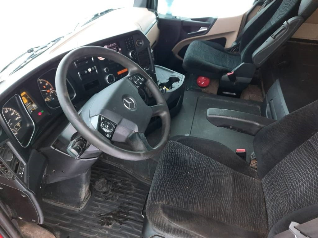 Mercedes-Benz Actros 2545 - Cab chassis truck: picture 5 Mercedes-Benz Actros 2545 - Cab chassis truck: picture 5