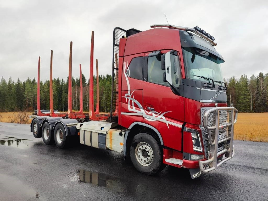 Volvo FH 16 750 - Log truck: picture 2 Volvo FH 16 750 - Log truck: picture 2
