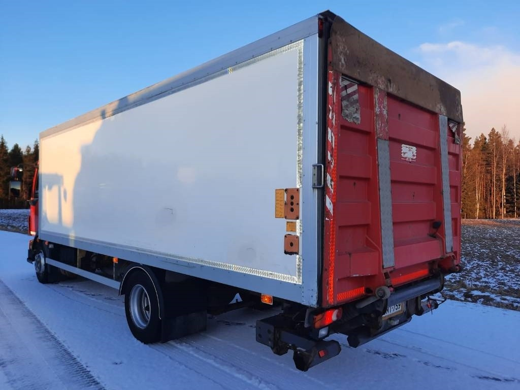 Volvo FL 240 - Box truck: picture 3 Volvo FL 240 - Box truck: picture 3