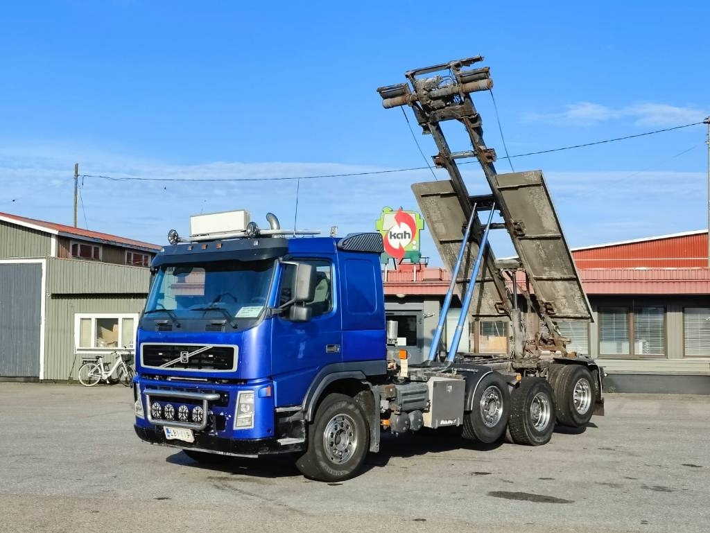 Volvo FM 460 - Skip loader truck: picture 1 Volvo FM 460 - Skip loader truck: picture 1