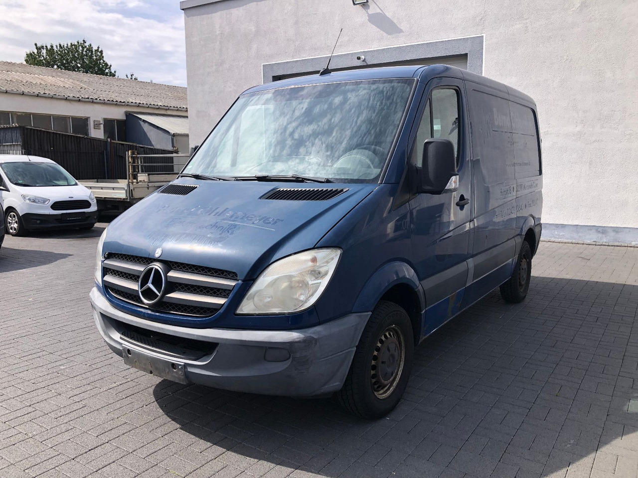 Mercedes-Benz Sprinter II Kasten 209 CDI - Small van: picture 1 Mercedes-Benz Sprinter II Kasten 209 CDI - Small van: picture 1