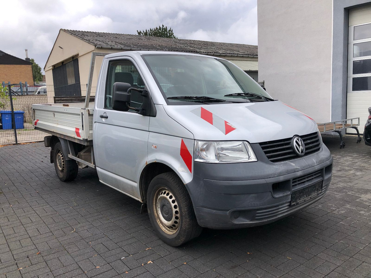 Volkswagen T5 1.9 TDI Transporter Pritsche - Flatbed van: picture 3 Volkswagen T5 1.9 TDI Transporter Pritsche - Flatbed van: picture 3