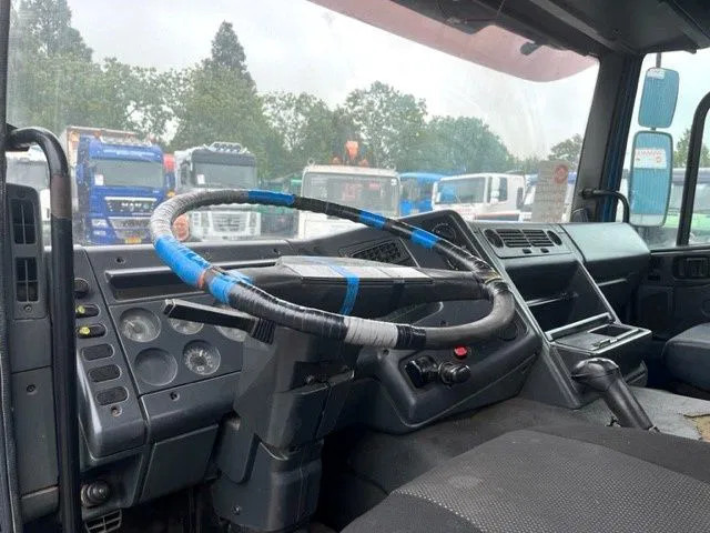 Tipper DAF 65.210 ATI 4x2 FULL STEEL KIPPER (EURO 2 / MANUAL GEARBOX / FULL STEEL SUSPENSION / P.T.O.): picture 8