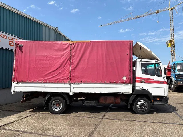 Mercedes-Benz LK 814 K 6-CILINDER FULL STEEL WITH TENT BOX / CATTLE BOX (MANUAL GEARBOX / FULL STEEL SUSPENSION) - Curtainsider truck: picture 5 Mercedes-Benz LK 814 K 6-CILINDER FULL STEEL WITH TENT BOX / CATTLE BOX (MANUAL GEARBOX / FULL STEEL SUSPENSION) - Curtainsider truck: picture 5