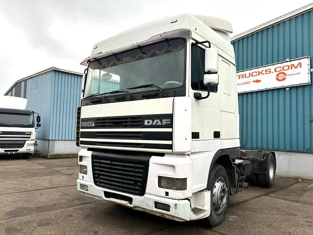 DAF 95.380 XF SPACECAB (EURO 2 (MECHANICAL PUMP & INJECTORS) / ZF16 MANUAL GEARBOX / AIRCONDITIONING) - Tractor unit: picture 1 DAF 95.380 XF SPACECAB (EURO 2 (MECHANICAL PUMP & INJECTORS) / ZF16 MANUAL GEARBOX / AIRCONDITIONING) - Tractor unit: picture 1