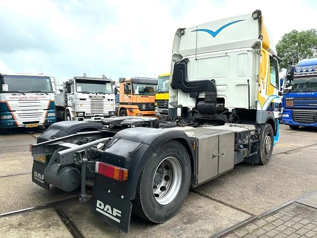 DAF CF 85 360 SPACECAB (ORIGINAL DUTCH TRUCK / LOW MILEAGE!!) (EURO 5 / 9.000 KG. FRONT-AXLE / AS-TRONIC / AIRCONDITIONING / FRONTVI - Tractor unit: picture 3 DAF CF 85 360 SPACECAB (ORIGINAL DUTCH TRUCK / LOW MILEAGE!!) (EURO 5 / 9.000 KG. FRONT-AXLE / AS-TRONIC / AIRCONDITIONING / FRONTVI - Tractor unit: picture 3