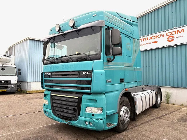 DAF XF 105.460 ATE SPACECAB (EURO 5 / ZF MANUAL GEARBOX / P.T.O. / AIRCONDITIONING / FRIDGE UNDER BED / ETC.) - Tractor unit: picture 1 DAF XF 105.460 ATE SPACECAB (EURO 5 / ZF MANUAL GEARBOX / P.T.O. / AIRCONDITIONING / FRIDGE UNDER BED / ETC.) - Tractor unit: picture 1