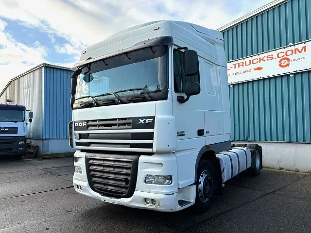 DAF XF 105.460 SPACECAB (ZF MANUAL GEARBOX / MX-BRAKE / 870+430 LITER TANK / EURO 5 EEV / AIRCONDITIONING / FRIDGE) - Tractor unit: picture 1 DAF XF 105.460 SPACECAB (ZF MANUAL GEARBOX / MX-BRAKE / 870+430 LITER TANK / EURO 5 EEV / AIRCONDITIONING / FRIDGE) - Tractor unit: picture 1