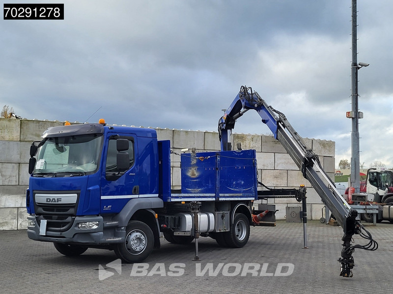 DAF LF 260 LF 4X2 Hiab 111 B-2 HIDUO Crane Kran Remote control Automatic ACC Euro 6 - Dropside/ Flatbed truck, Crane truck: picture 3 DAF LF 260 LF 4X2 Hiab 111 B-2 HIDUO Crane Kran Remote control Automatic ACC Euro 6 - Dropside/ Flatbed truck, Crane truck: picture 3