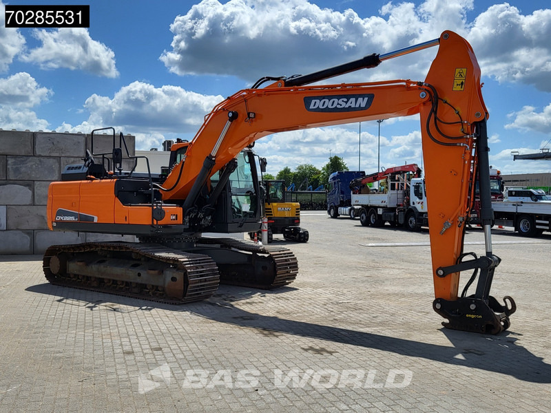 Doosan DX225 LC-5 3 BUCKETS leasing Doosan DX225 LC-5 3 BUCKETS: picture 7