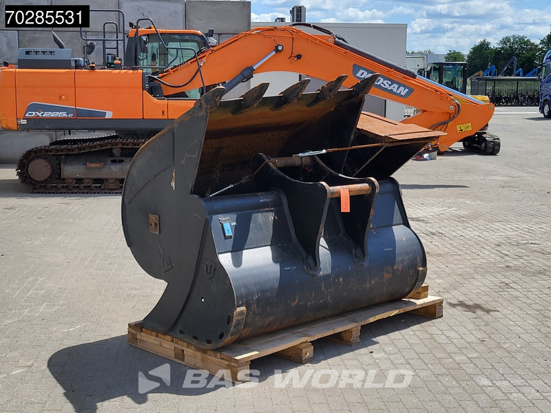 Doosan DX225 LC-5 3 BUCKETS leasing Doosan DX225 LC-5 3 BUCKETS: picture 18