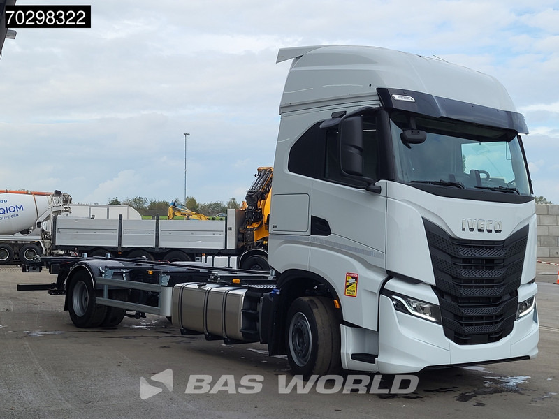 Iveco S-Way 460 4X2 New! BDF Navi ACC LED Euro 6 - Container transporter/ Swap body truck: picture 3 Iveco S-Way 460 4X2 New! BDF Navi ACC LED Euro 6 - Container transporter/ Swap body truck: picture 3