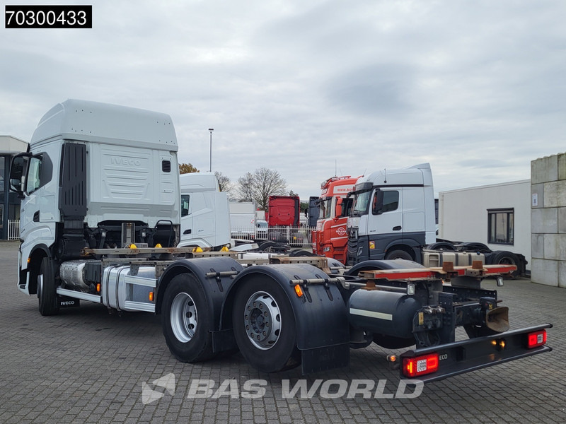 Iveco S-Way 510 6X2 Retarder Full Air Lift Axle BDF Euro 6 - Container transporter/ Swap body truck: picture 2 Iveco S-Way 510 6X2 Retarder Full Air Lift Axle BDF Euro 6 - Container transporter/ Swap body truck: picture 2