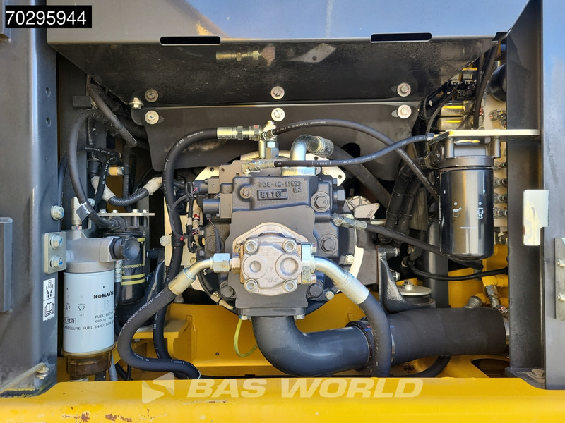 Wheel excavator Komatsu PW180 -11: picture 13