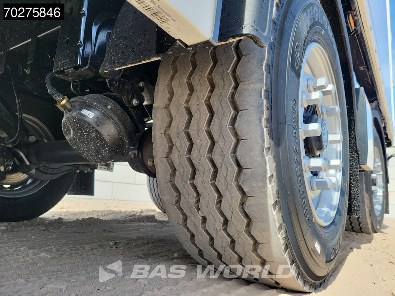 New Closed box semi-trailer Krone SZ NEW Lift + Lenkachse Tail Lift: picture 16