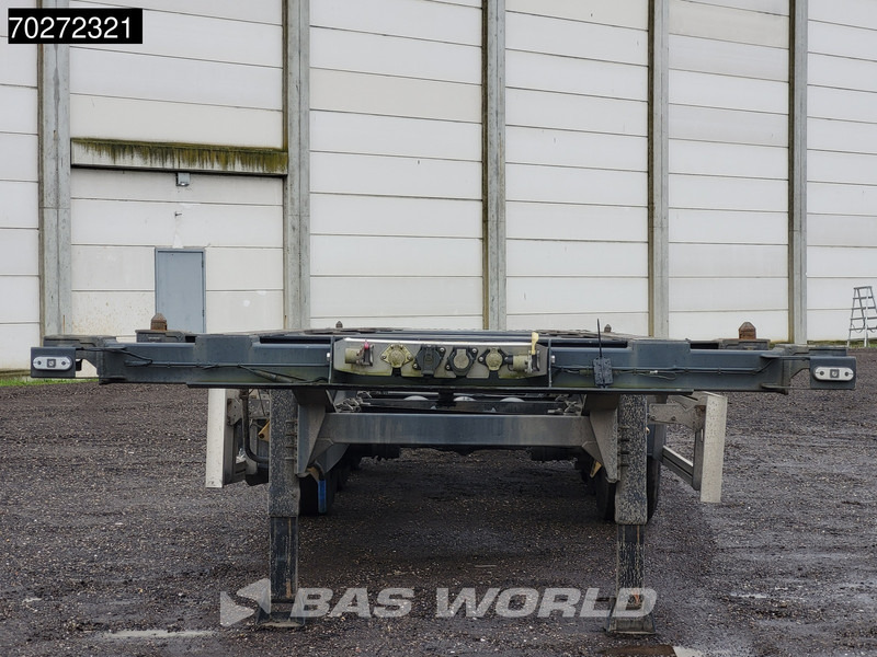 LAG O-3-CC 3 axles ADR Liftachse 30ft 40ft - Container transporter/ Swap body semi-trailer: picture 3 LAG O-3-CC 3 axles ADR Liftachse 30ft 40ft - Container transporter/ Swap body semi-trailer: picture 3