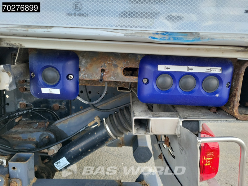 Mercedes-Benz Antos 2535 6X2 Lumikko L7 cooler ladebordwand Lift+Lenkachse Euro 6 - Refrigerator truck: picture 5 Mercedes-Benz Antos 2535 6X2 Lumikko L7 cooler ladebordwand Lift+Lenkachse Euro 6 - Refrigerator truck: picture 5