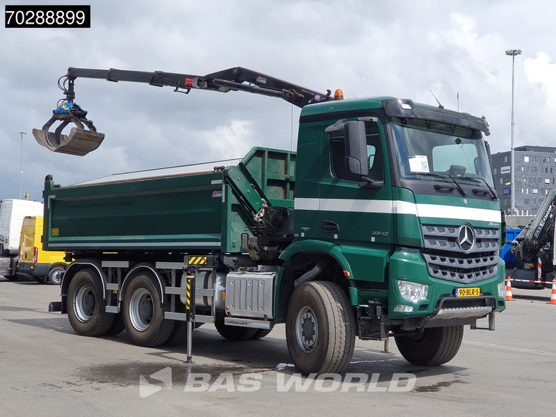 Mercedes-Benz Arocs 3342 Arocs 6X6 NL-Truck HMF 1643 Z-Crane Kran Steering Axle Big-Axle Euro 6 - Tipper, Crane truck: picture 3 Mercedes-Benz Arocs 3342 Arocs 6X6 NL-Truck HMF 1643 Z-Crane Kran Steering Axle Big-Axle Euro 6 - Tipper, Crane truck: picture 3