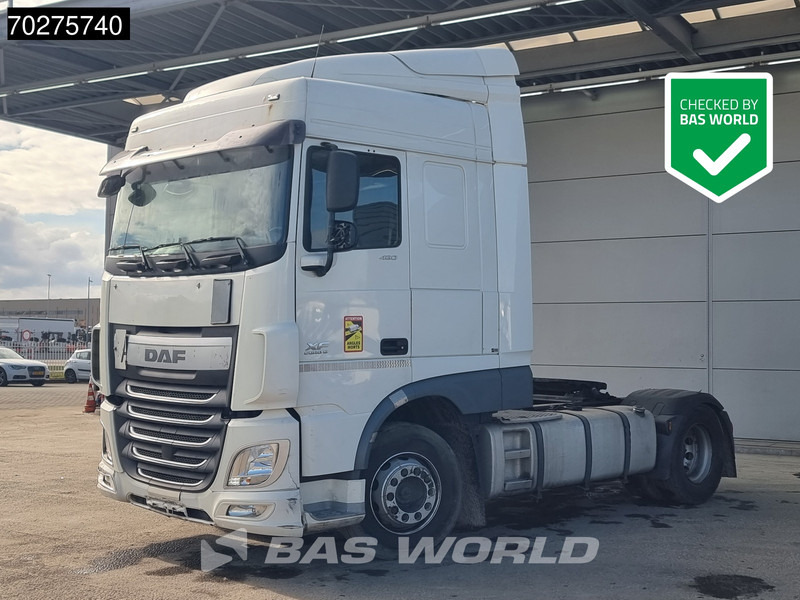 Tractor unit DAF XF 460 4X2 SC Retarder 2x Tanks ACC Standklima: picture 1