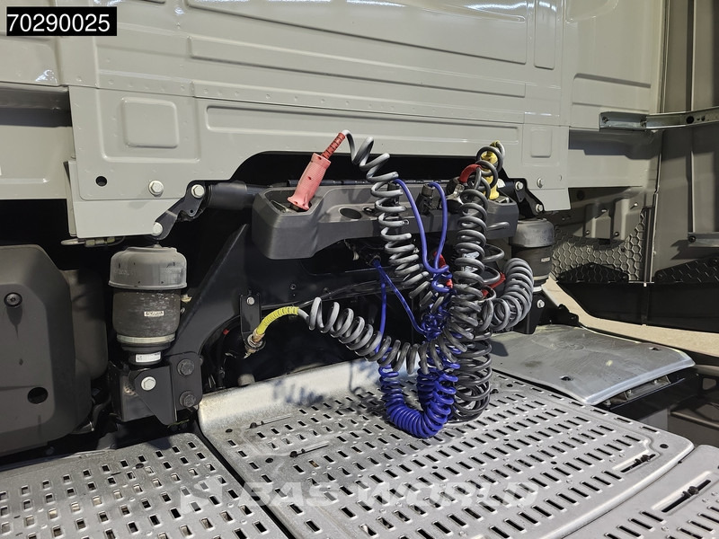 DAF XG+ 530 4X2 Retarder 2xTanks Standklima ACC LED Euro 6 - Tractor unit: picture 3 DAF XG+ 530 4X2 Retarder 2xTanks Standklima ACC LED Euro 6 - Tractor unit: picture 3