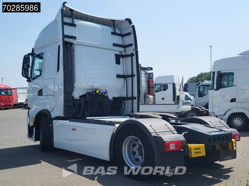 Iveco S-Way 490 4X2 Retarder Standklima 2xTanks Navi ACC LED Euro 6 - Tractor unit: picture 2 Iveco S-Way 490 4X2 Retarder Standklima 2xTanks Navi ACC LED Euro 6 - Tractor unit: picture 2