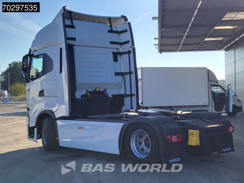 Iveco S-Way 500 4X2 NEW! 2xTanks Standklima ACC LED Euro 6 - Tractor unit: picture 2 Iveco S-Way 500 4X2 NEW! 2xTanks Standklima ACC LED Euro 6 - Tractor unit: picture 2