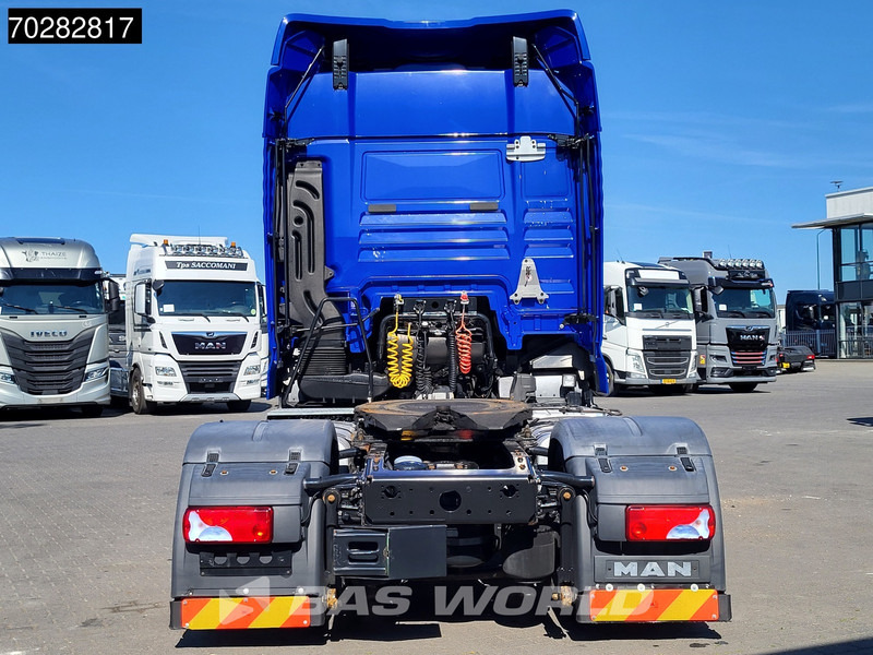Tractor unit MAN TGX 18.460 4X2 XLX Mega Retarder 2x Tanks Standklima: picture 10