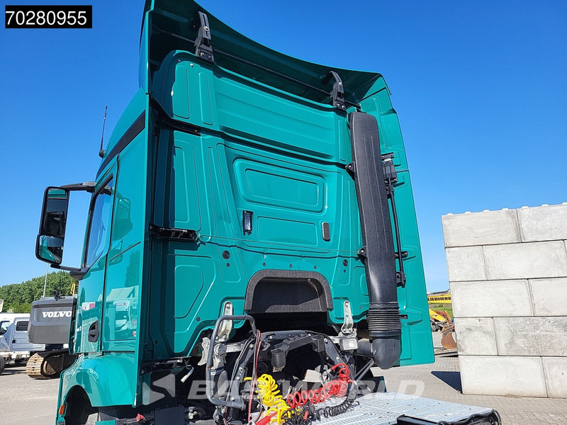Mercedes-Benz Actros 1843 Actros 4X2 StreamSpace Euro 6 - Tractor unit: picture 5 Mercedes-Benz Actros 1843 Actros 4X2 StreamSpace Euro 6 - Tractor unit: picture 5
