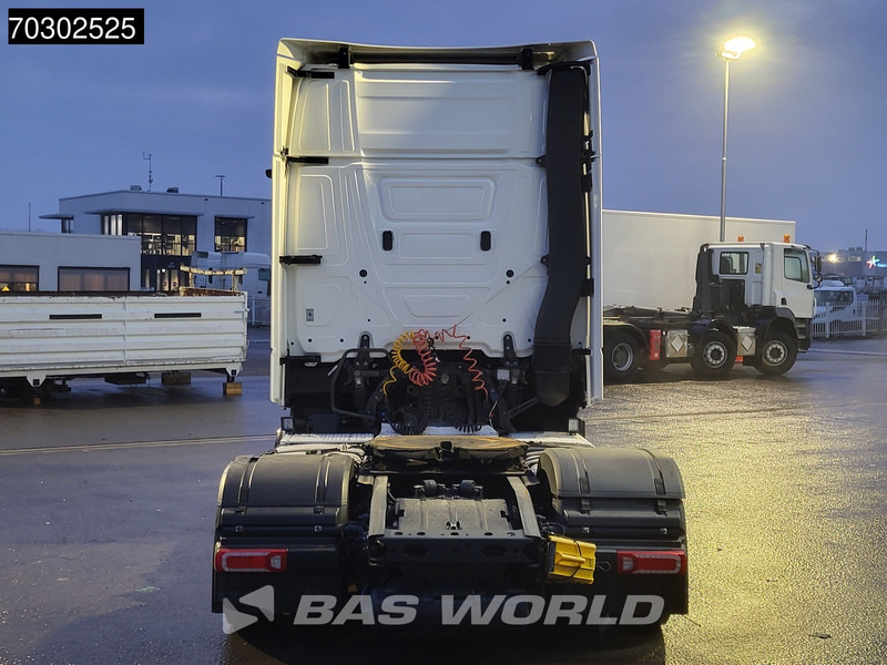Mercedes-Benz Actros 1845 4X2 GigaSpace Mega Retarder 2xTanks ACC Standklima Euro 6 - Tractor unit: picture 3 Mercedes-Benz Actros 1845 4X2 GigaSpace Mega Retarder 2xTanks ACC Standklima Euro 6 - Tractor unit: picture 3