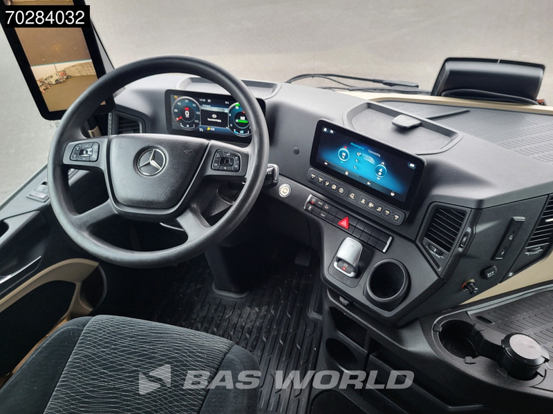 Tractor unit Mercedes-Benz Actros 1845 Actros 4X2 BigSpace 2xTanks MirrorCam Euro 6: picture 17