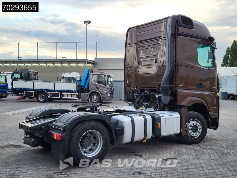Mercedes-Benz Actros 1848 4X2 BigSpace Retarder 2x Tanks ACC Standklima MirrorCam Euro 6 - Tractor unit: picture 5 Mercedes-Benz Actros 1848 4X2 BigSpace Retarder 2x Tanks ACC Standklima MirrorCam Euro 6 - Tractor unit: picture 5