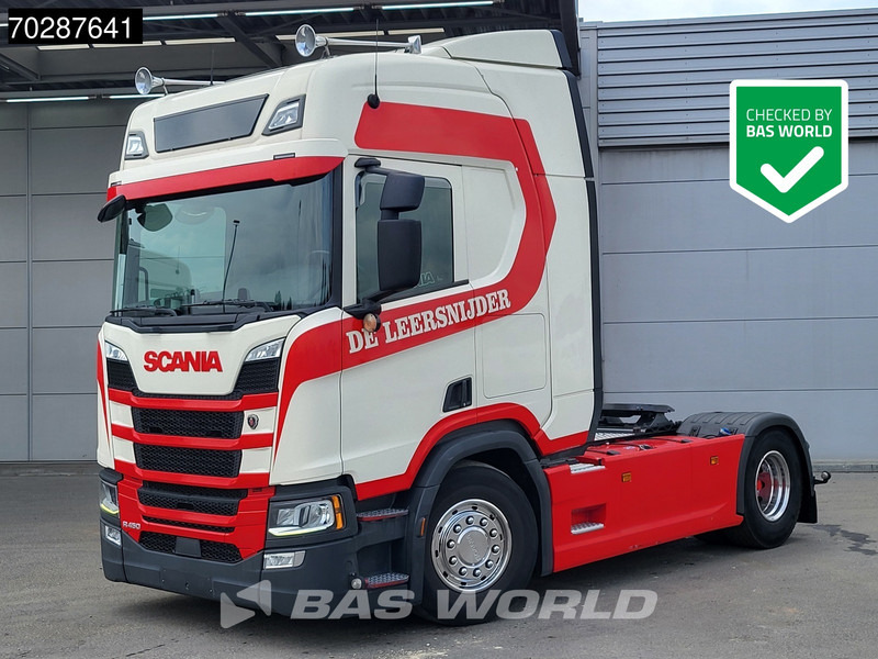 Scania R450 4X2 Retarder 2x Tanks Standklima LED Navi - Tractor unit: picture 1 Scania R450 4X2 Retarder 2x Tanks Standklima LED Navi - Tractor unit: picture 1
