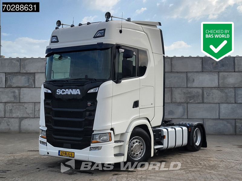 Scania S450 4X2 NL-Truck Retarder 2xTanks ACC Standklima Euro 6 - Tractor unit: picture 1 Scania S450 4X2 NL-Truck Retarder 2xTanks ACC Standklima Euro 6 - Tractor unit: picture 1