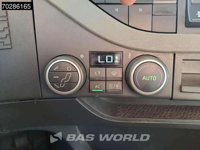 Tractor unit Volvo FH 540 4X2 2x Tanks I-Park Cool ACC Euro 6: picture 20