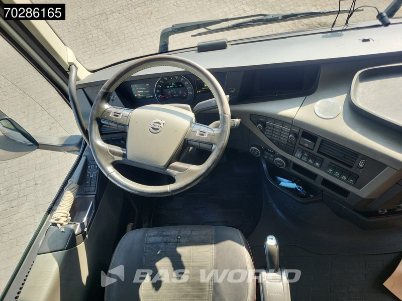 Tractor unit Volvo FH 540 4X2 2x Tanks I-Park Cool ACC Euro 6: picture 17