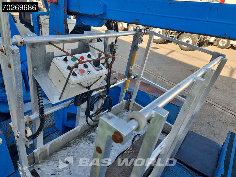 Crane truck Unimog U2450L 6X6 Unimog Engin EGI TP 226 hubarbeitsbühne Manual Euro 2: picture 20