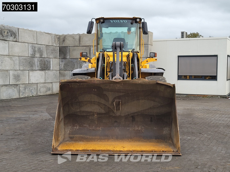Wheel loader Volvo L120 E Quick Coupler: picture 9