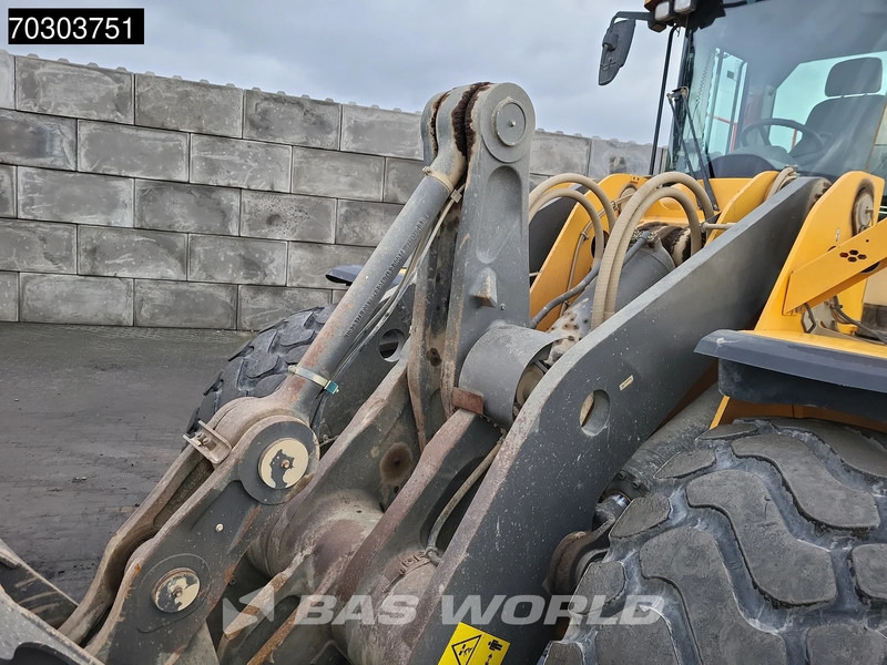 Wheel loader Volvo L180 H CDC: picture 12