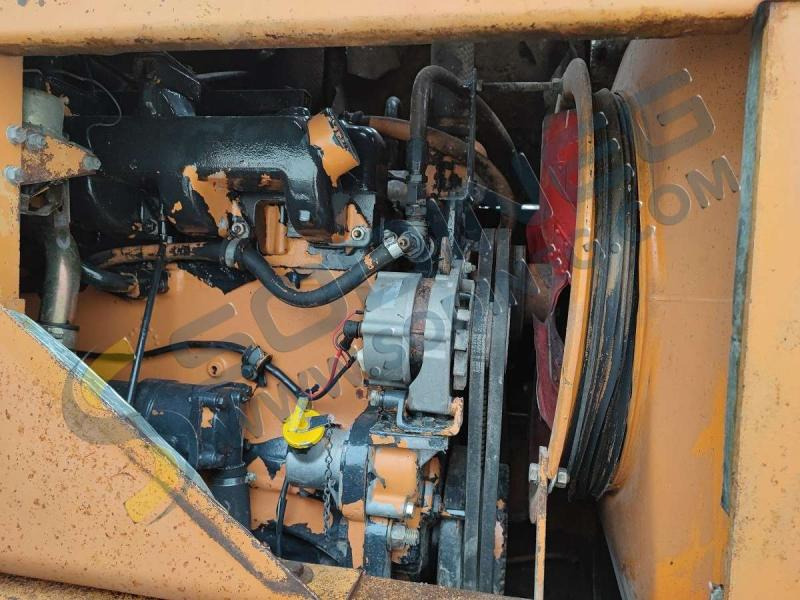 Wheel loader Case W30: picture 28