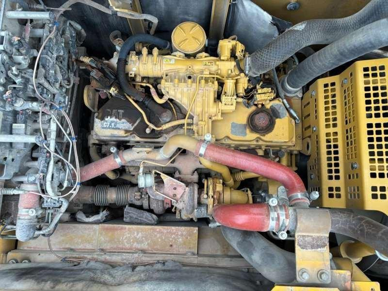 Crawler excavator Caterpillar 329ELN: picture 27