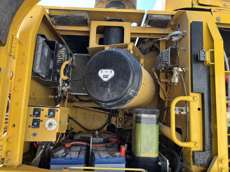 Caterpillar 330D L + BRAS DE DEMOLITION leasing Caterpillar 330D L + BRAS DE DEMOLITION: picture 42 Caterpillar 330D L + BRAS DE DEMOLITION leasing Caterpillar 330D L + BRAS DE DEMOLITION: picture 42