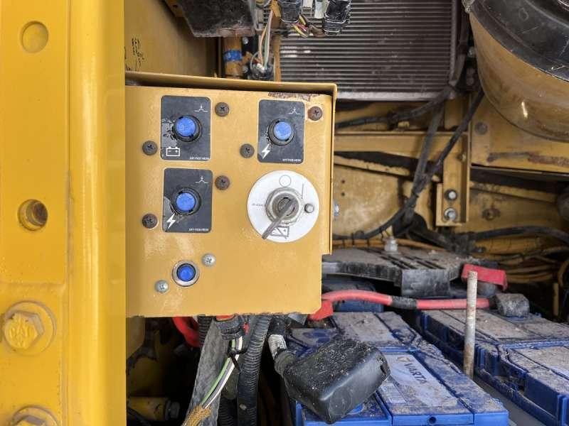 Caterpillar 330D L + BRAS DE DEMOLITION leasing Caterpillar 330D L + BRAS DE DEMOLITION: picture 44 Caterpillar 330D L + BRAS DE DEMOLITION leasing Caterpillar 330D L + BRAS DE DEMOLITION: picture 44