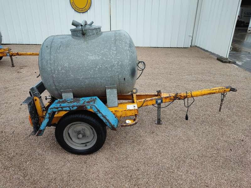 Courant 500 LITRES A EAU - Tank: picture 1 Courant 500 LITRES A EAU - Tank: picture 1