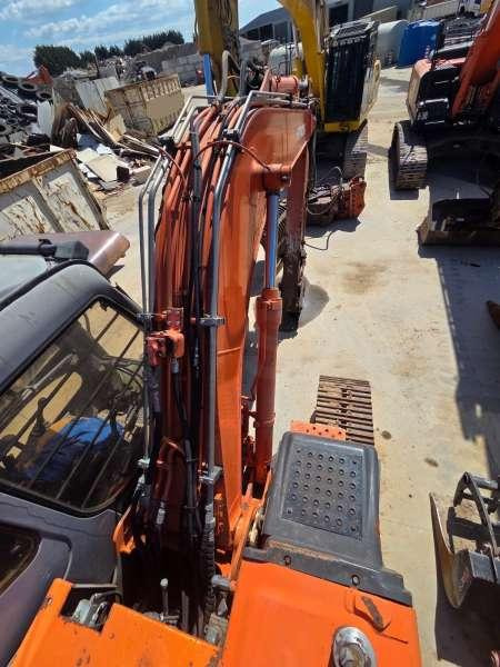 Crawler excavator Hitachi ZX130LCN: picture 14
