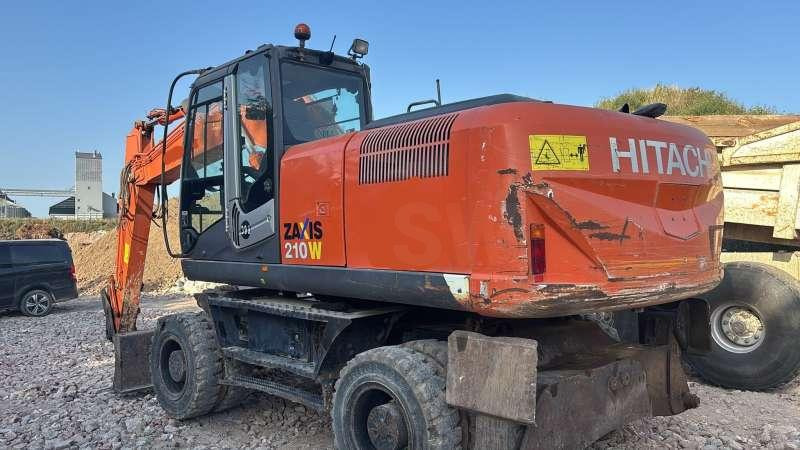Hitachi ZX210W-3 - Wheel excavator: picture 4 Hitachi ZX210W-3 - Wheel excavator: picture 4