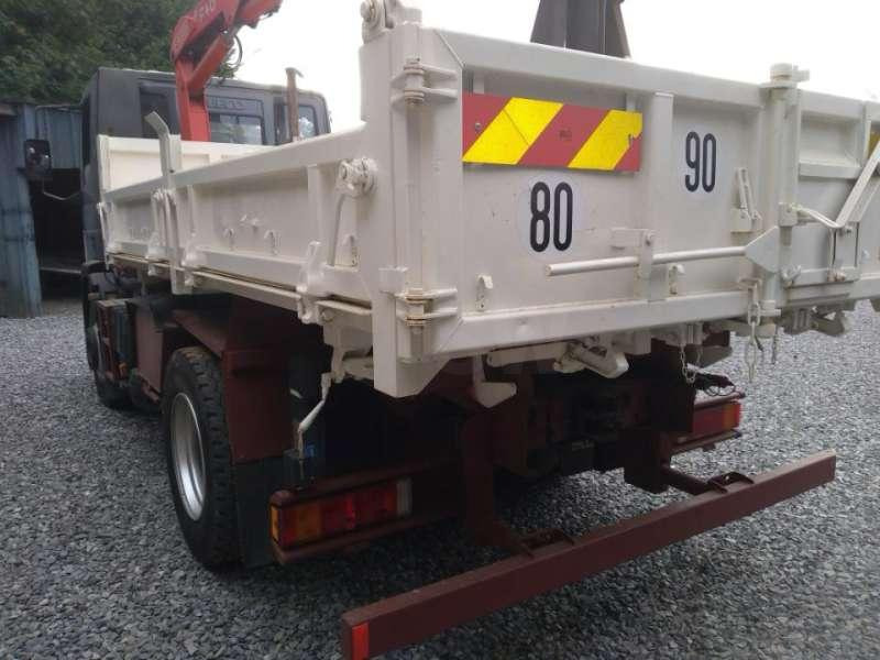 Iveco Camion Benne GRUE TECTOR 130E18 - Tipper: picture 4 Iveco Camion Benne GRUE TECTOR 130E18 - Tipper: picture 4