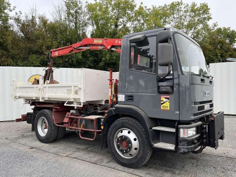 Iveco Camion Benne GRUE TECTOR 130E18 - Tipper: picture 1 Iveco Camion Benne GRUE TECTOR 130E18 - Tipper: picture 1