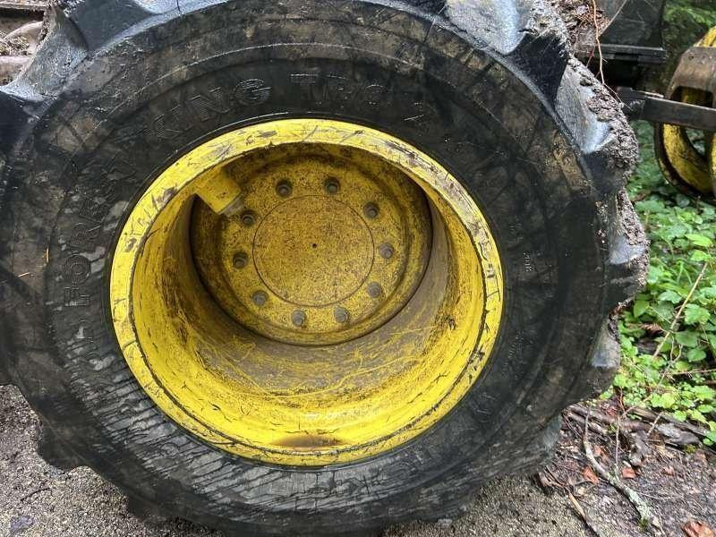 Forwarder John Deere 1110G: picture 13
